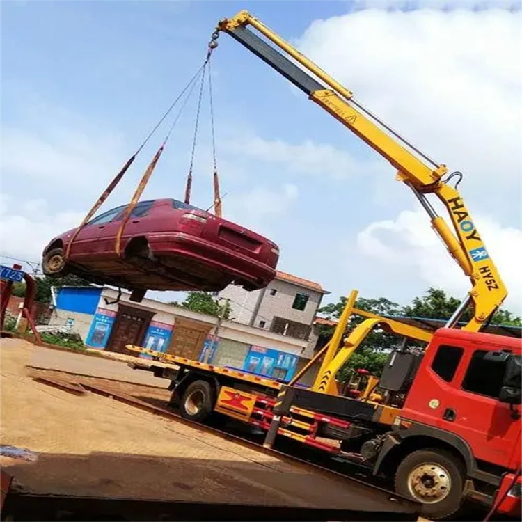 泉州吊车救援小汽车怎么吊