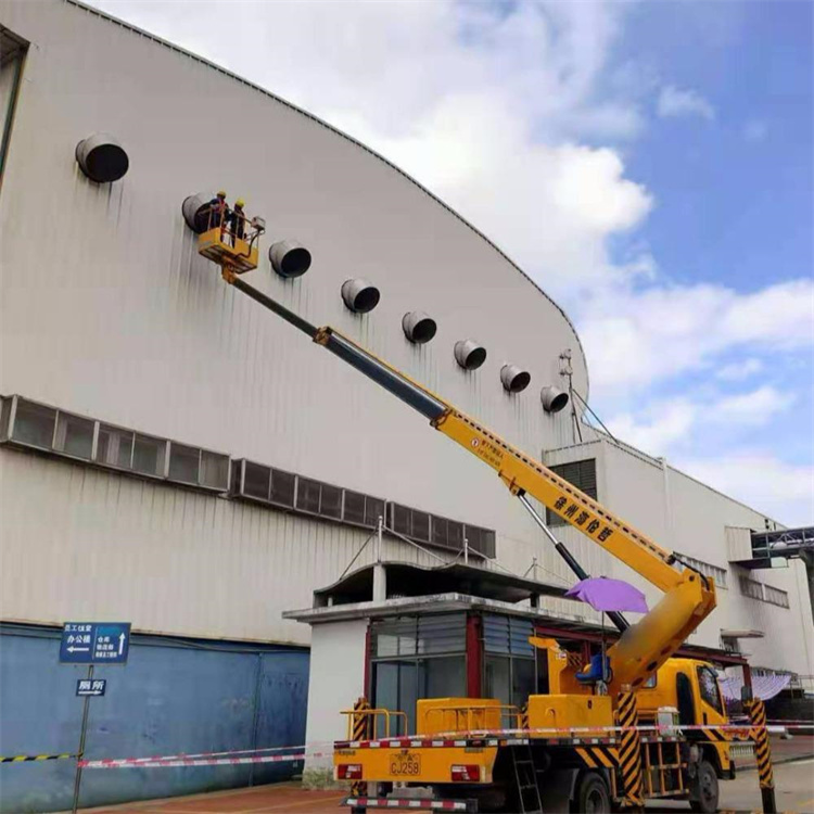 泉州高空作业车出租服务：专业广告牌安装解决方案